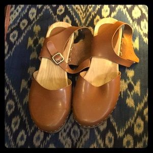 Mules size 9 brown